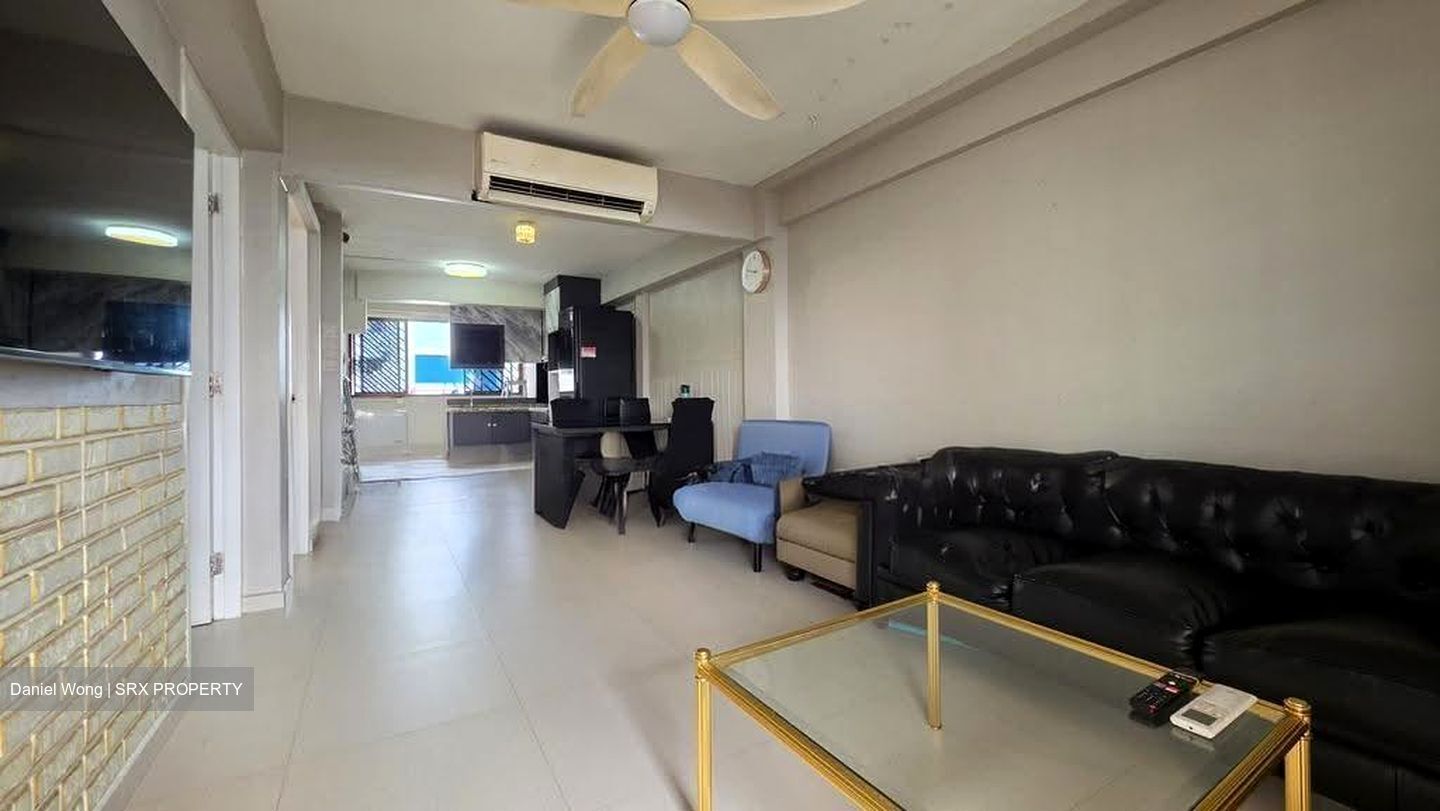 Blk 2 Hougang Avenue 3 (Hougang), HDB 3 Rooms #609474771